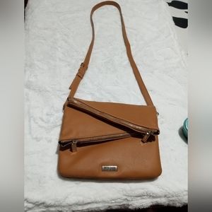 Kenneth Cole Reaction Crossbody Bag. Great condition.  Gently used.  CLEAN.